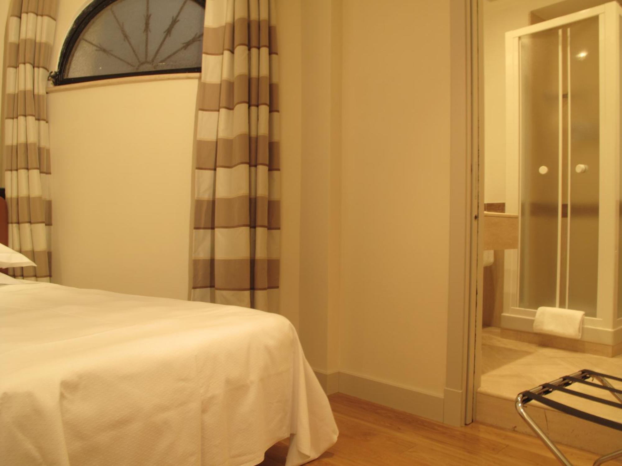 Hotel Albergo Santa Chiara — Zdjęcia 3